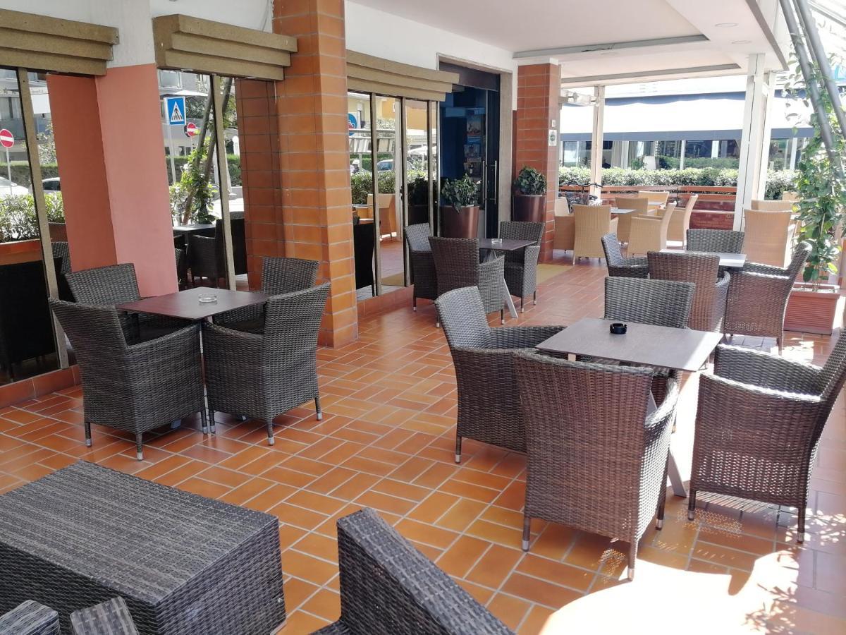 Hotel Diplomatic Riccione Extérieur photo