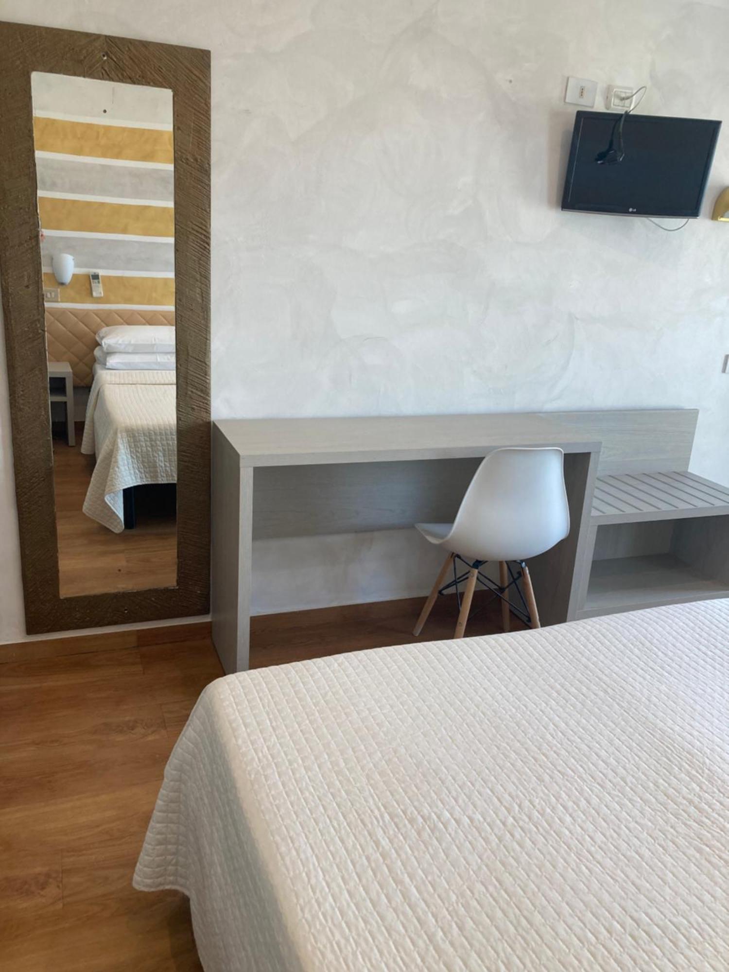 Hotel Diplomatic Riccione Chambre photo