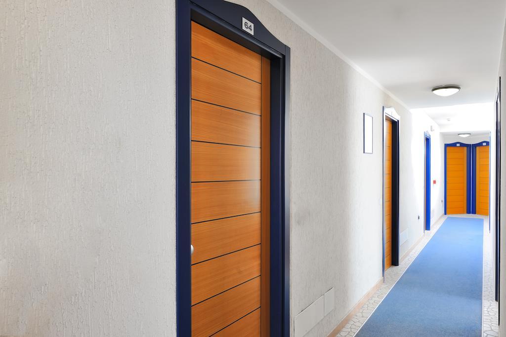 Hotel Diplomatic Riccione Extérieur photo
