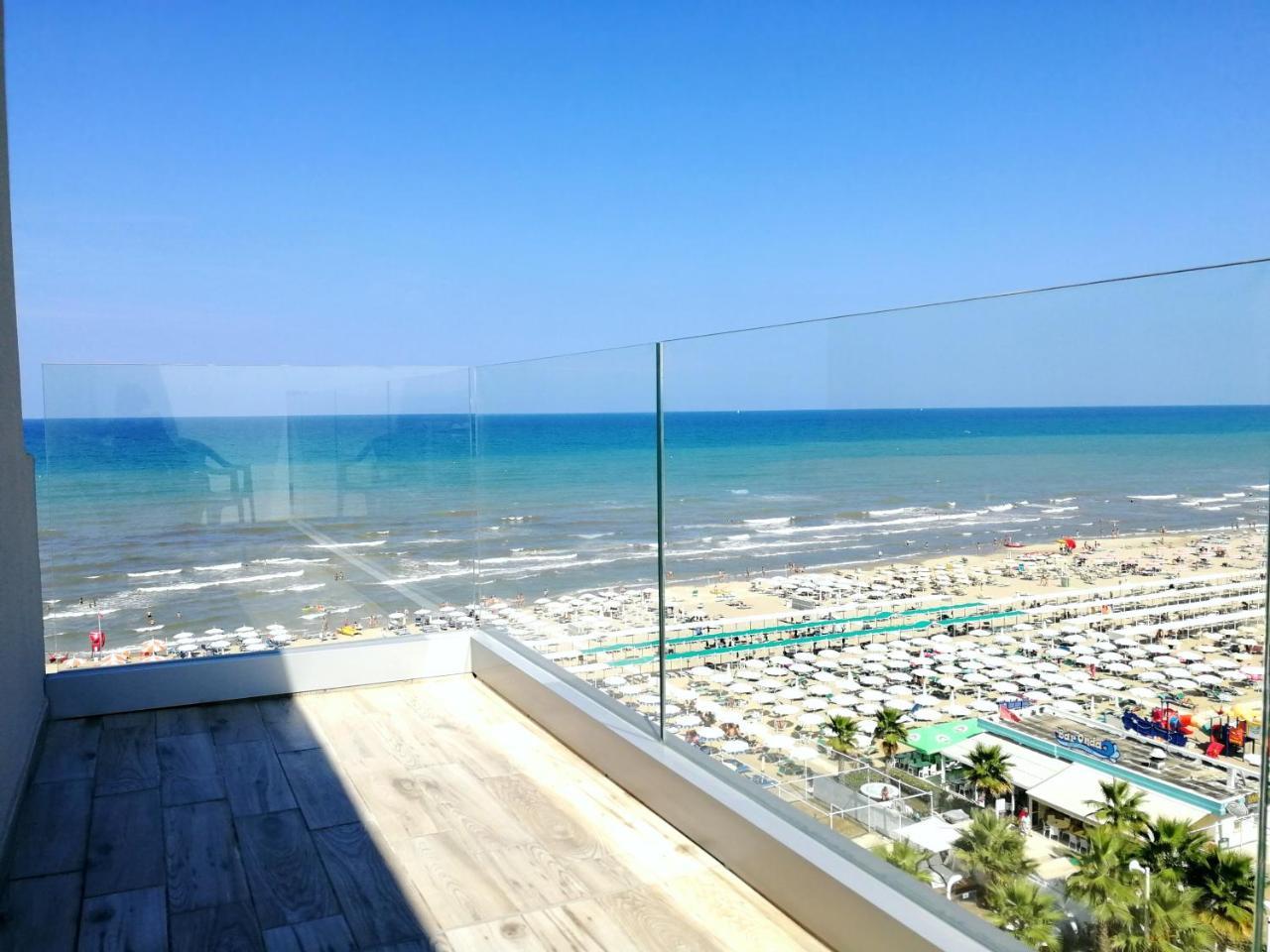 Hotel Diplomatic Riccione Extérieur photo